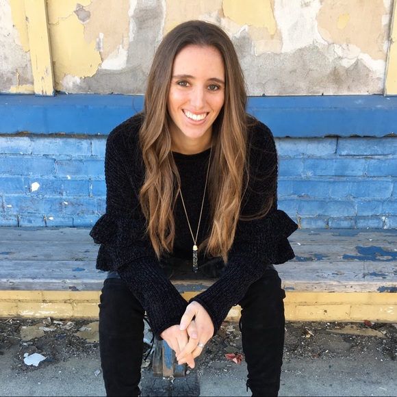 Meet your Posher, Alexandria - Picture 1 of 3